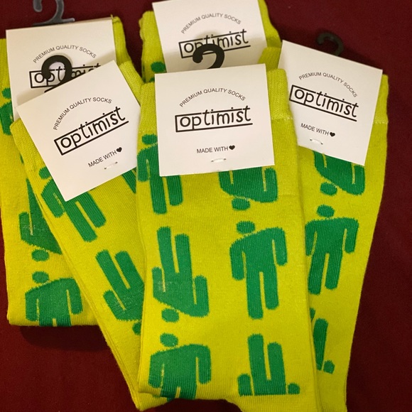 Crazy fun unmatched socks! - Picture 5 of 16